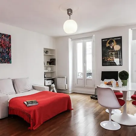 Cosy - Lancry - Canal-st-martin Apartment